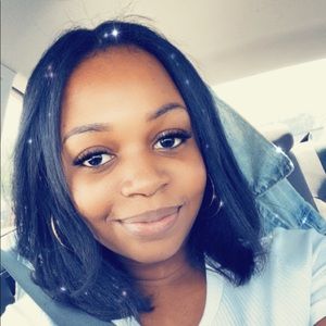 Meet your Posher, Francesca